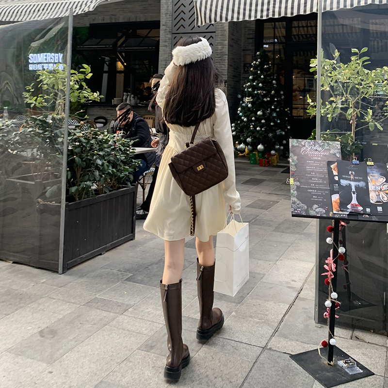 Yummy Korean Style Chic Vitality Girl Design V-Neck Long-Sleeved Dress Lace Fight Receiving Waist Was Thin In The Long Section