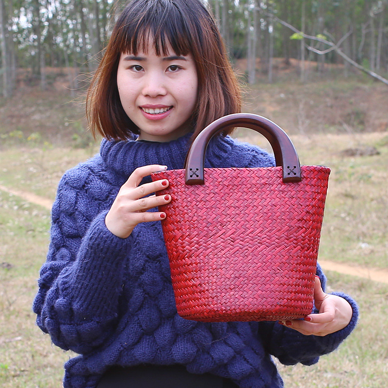 Handmade Straw Bag Literary Rattan Bucket Bag Vacation Beach Bag Retro Bamboo Woven Handbag