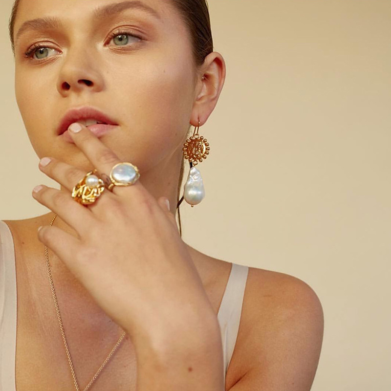 European And American Pearl Ring Women'S Retro Petals Metal Wrinkle Index Finger Ring Simple Cool Style