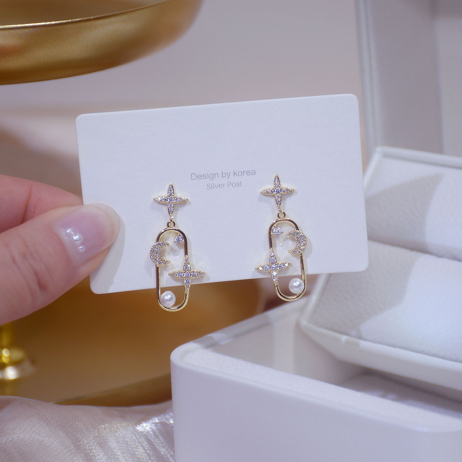 Shiny Side New Accessories Crystal Star Stud Earrings for Women Fashion Jewelry Simple Style Zirconia Elegant Earrings