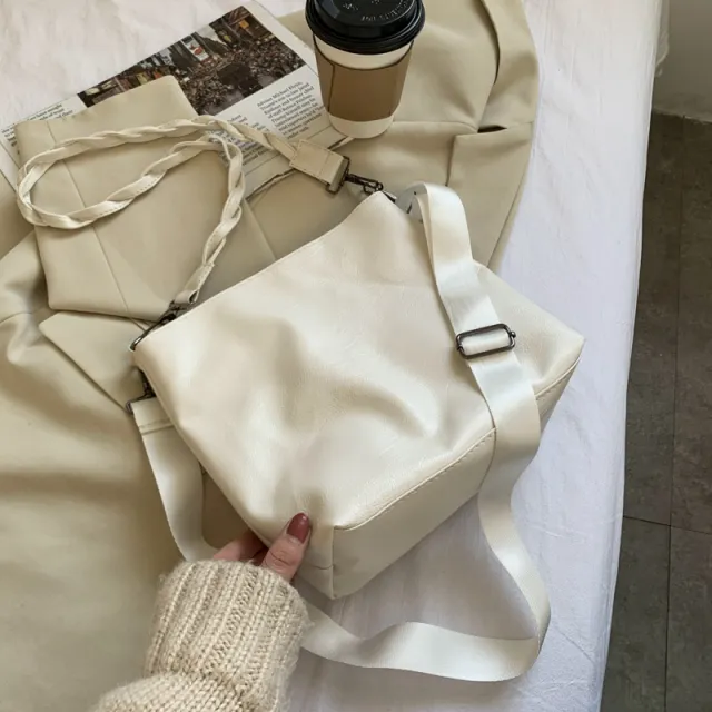 Bag women"s Messenger Bag Large Capacity Single Shoulder Bag New Fashion Versatile Ins Wide Shoulder Strap Small Bucket Bag White - Shop at LoveMi