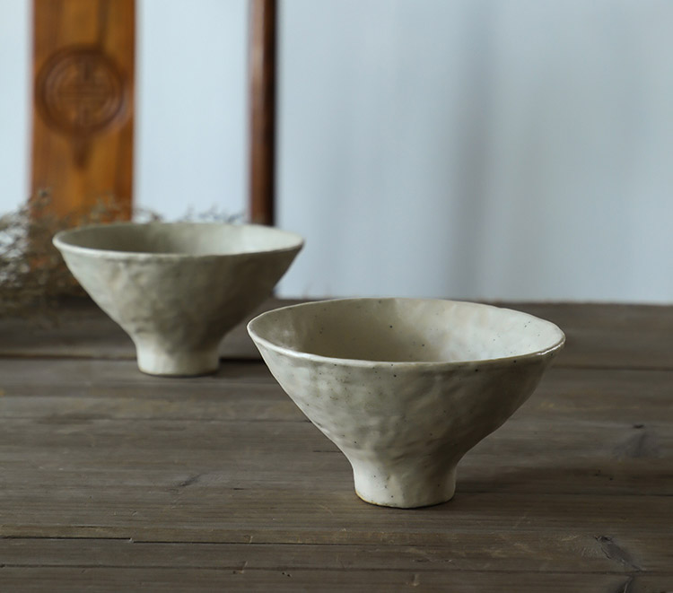 Hand-squeezed Dinner Plate Household Stoneware Tableware Bowls And Dishes Personalized Dinner Plate Binaural Handmade Special-shaped Plate