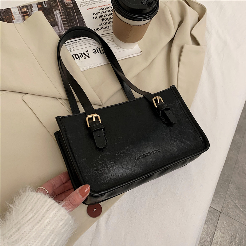 On The New Design Autumn And Winter Atmosphere Large Capacity Female Bag Bag Tide New Retro Armpit Bag Small Square Bag Shoulder Bag Black - Shop at LoveMi