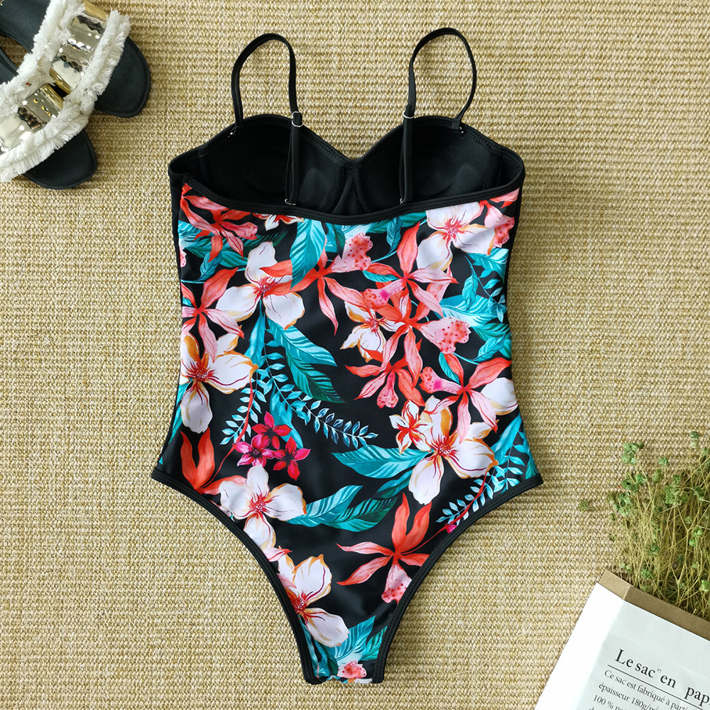 Sexy European And American One-Piece Triangle One-Piece Swimsuit Women Suspenders