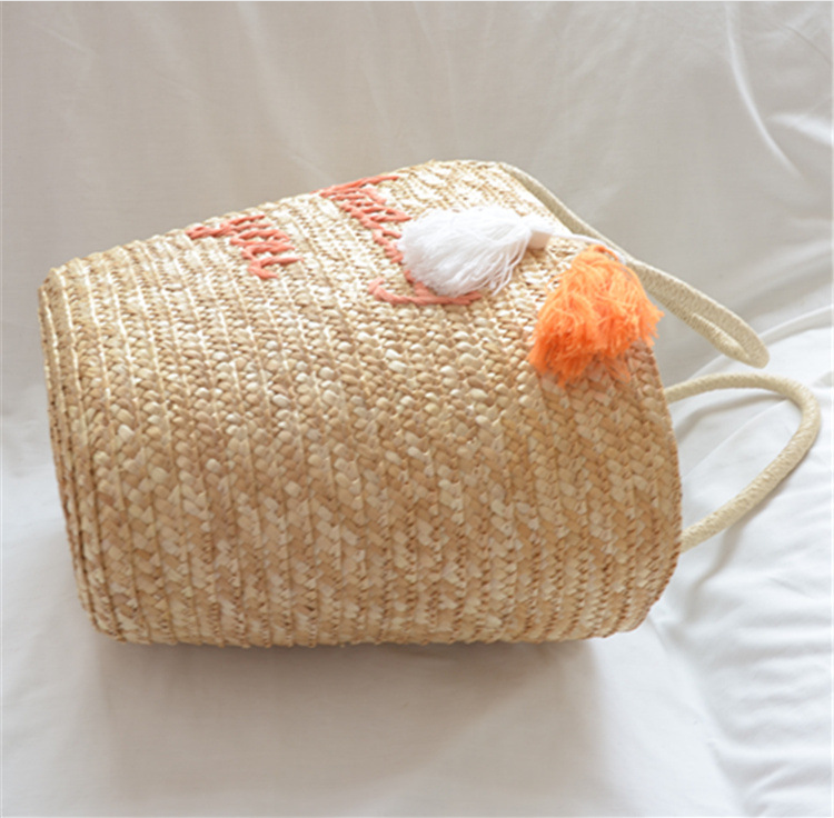 New Straw Woven Bag Summer Tassel Handbag Fashion Wild holiday Travel Large Capacity Female Bag