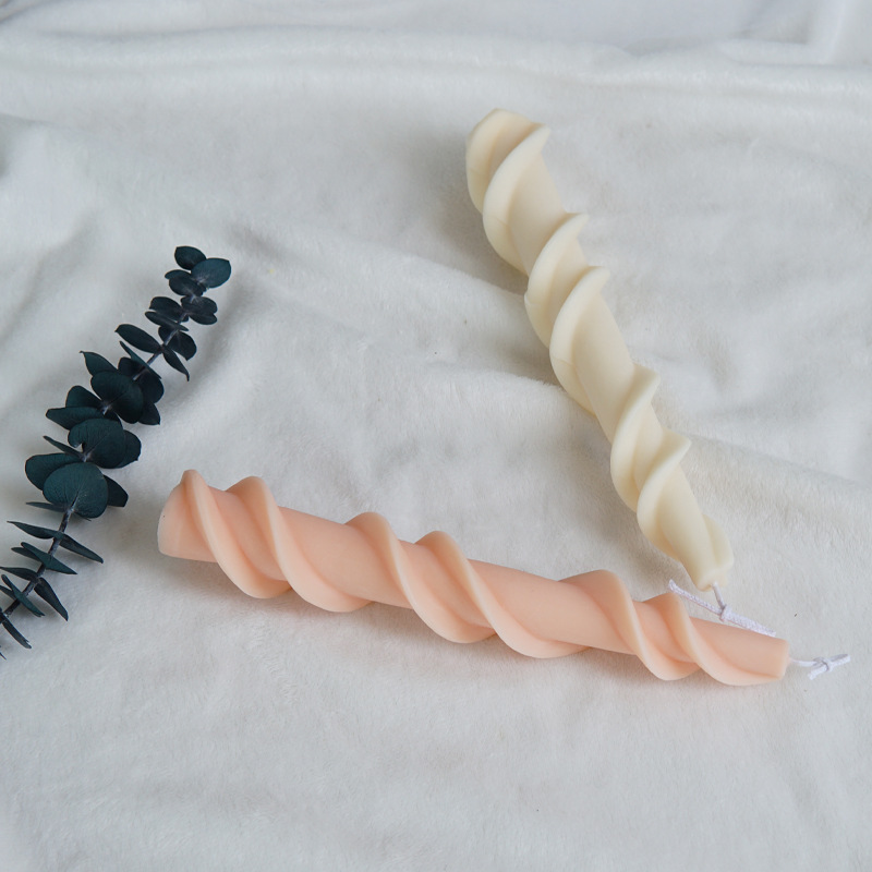 Screw wax silicone mold rotating lace candle mold (photo