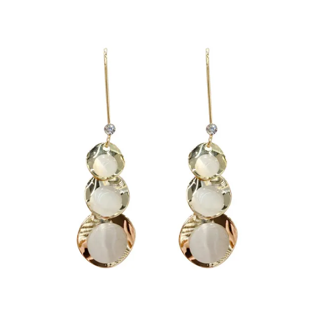 High Cold European And American Internet Celebrity Niche Design, Light Luxury And Atmospheric Goddess Fan Earrings Golden - Shop at LoveMi