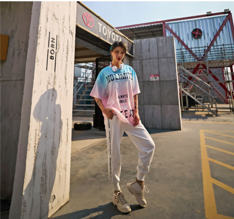 Smiley Print Men's And Women's Short-sleeved T-shirt Summer Couple Half-sleeved T-shirt Small Shirt Men's Trend