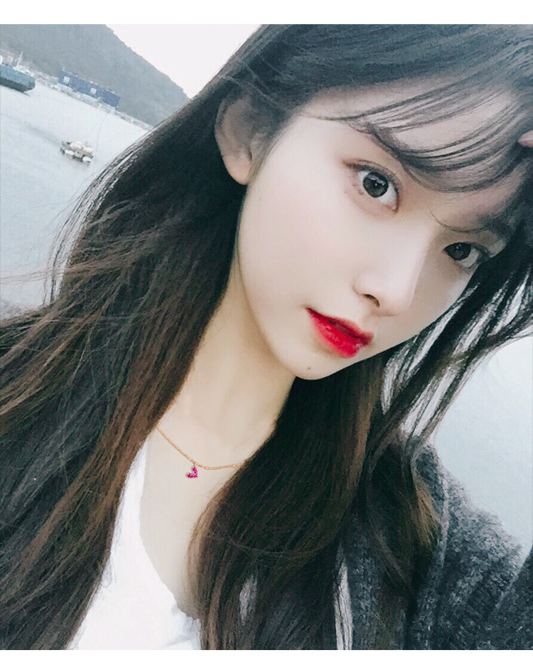 Pink Heart Pendant Temperament Wild Rose Gold Clavicle Chain