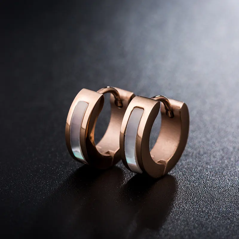 Earrings Black Eound