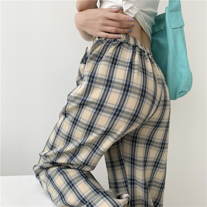 Title 5, Retro-Hose in Blue Plaid im Hong Kong-Stil, loc...