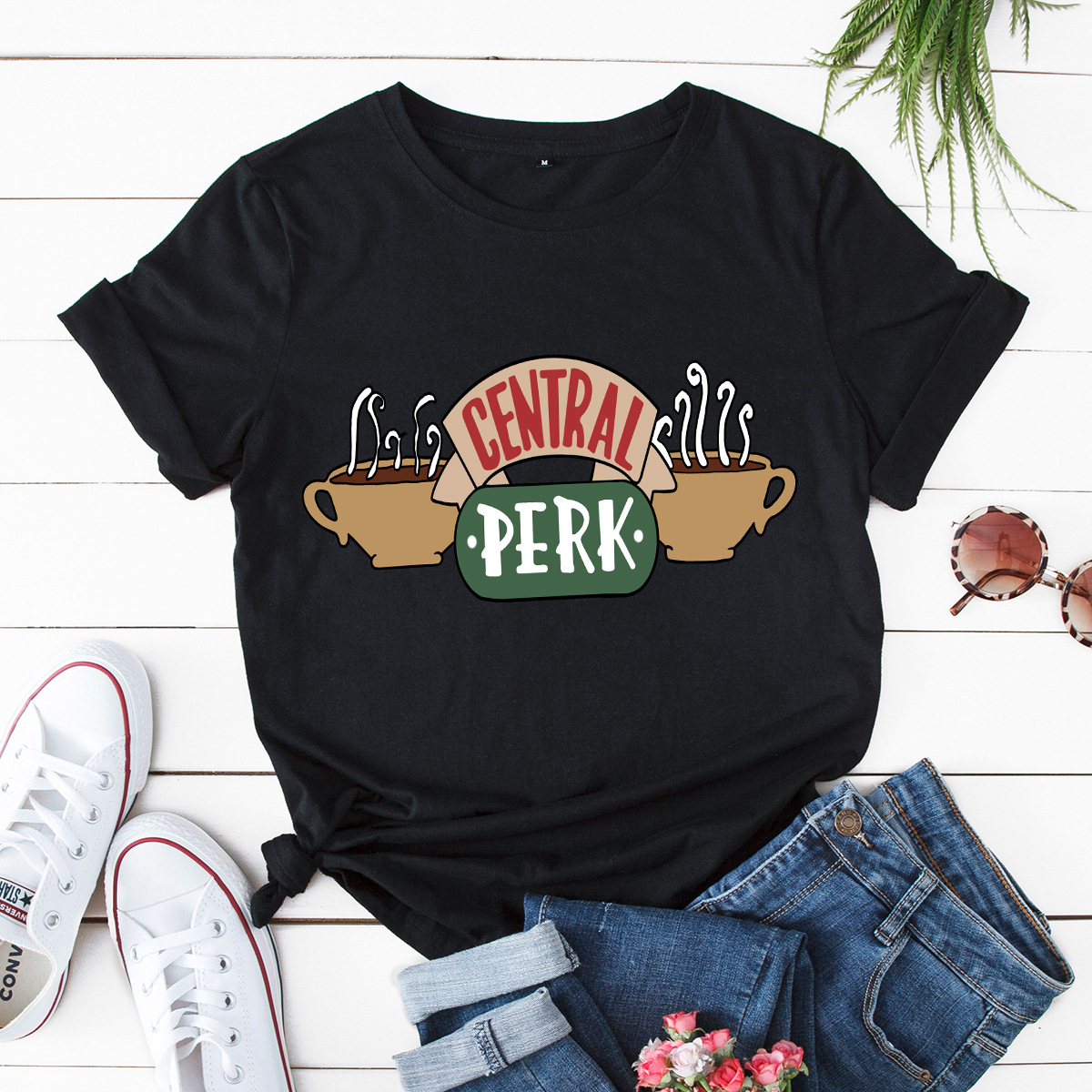 Title 11, CENTRAL PERK Kurzarm-T-Shirt für Damen