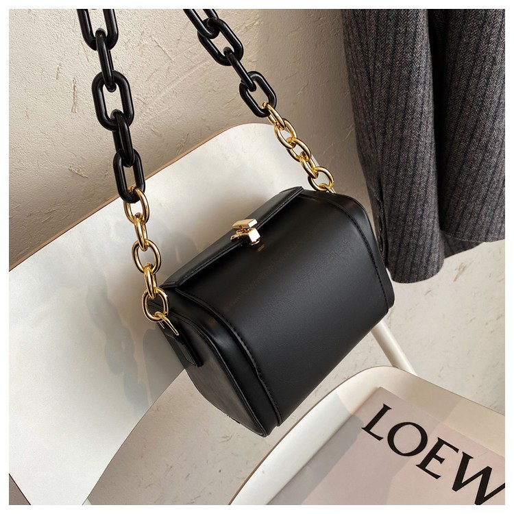 Luxury Chain Women Handbag Solid color Square Tote bag PU Leather Women's Designer Handbag Vintage Shoulder Bag Black - Shop at LoveMi