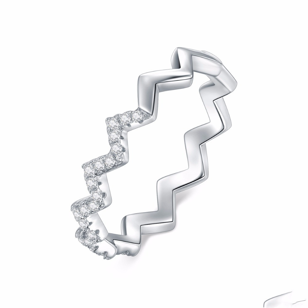 Geometric Lightning Simple Micro-Inlaid Zircon Ring Women