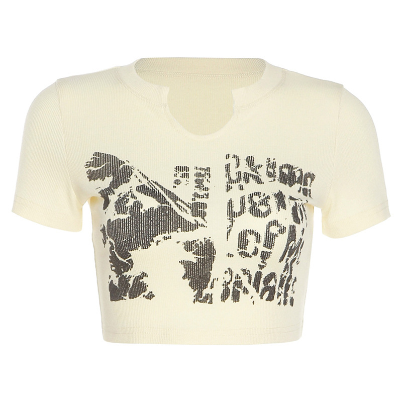 قميص نسائي قصير بأكمام قصيرة وتصميم ناعم بطبعة عصرية للخصر