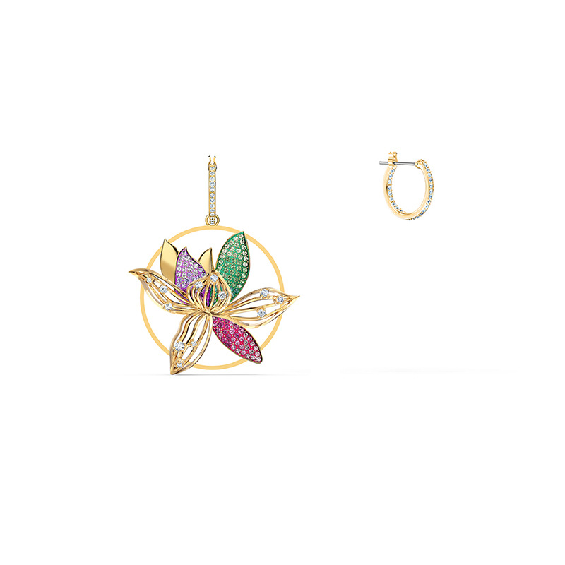 Hollow Colored Diamond Magnolia Necklace And Earrings