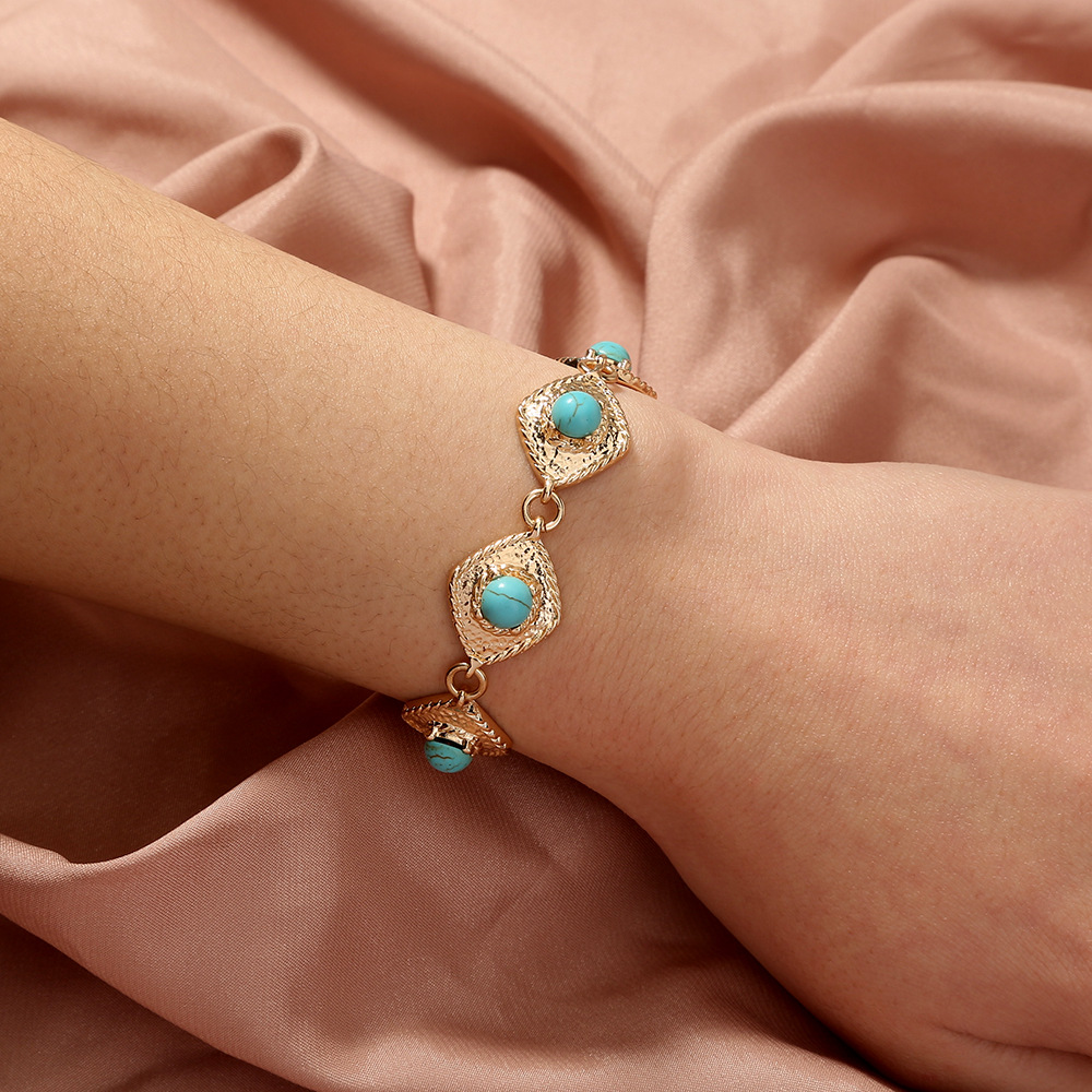 Retro Bohemian Geometric Shape Alloy Fashion Bracelet, Wild Featured Bracelet