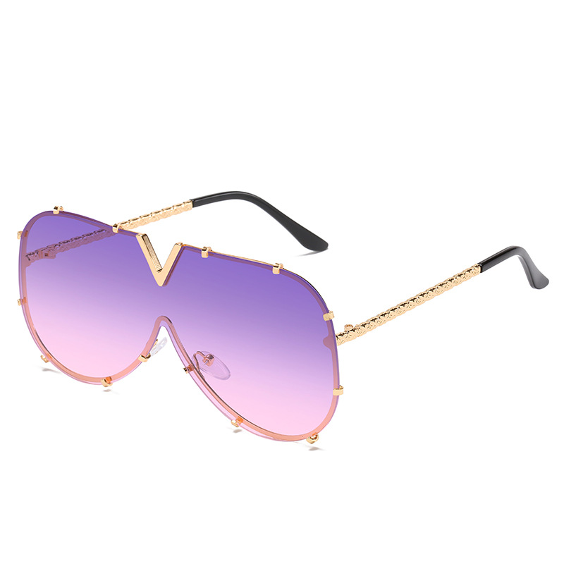 C8 gold frame gradient purple