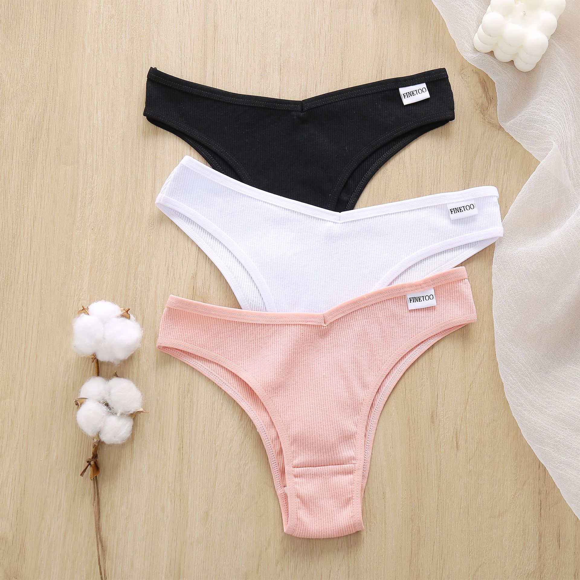 Title 5, Ladies Thread Breathable and Comfortable Underw...