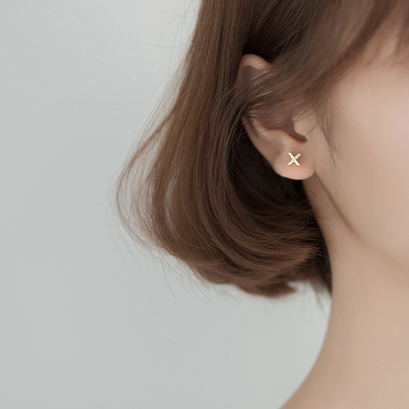 Simple And Personalized Design Female Earrings