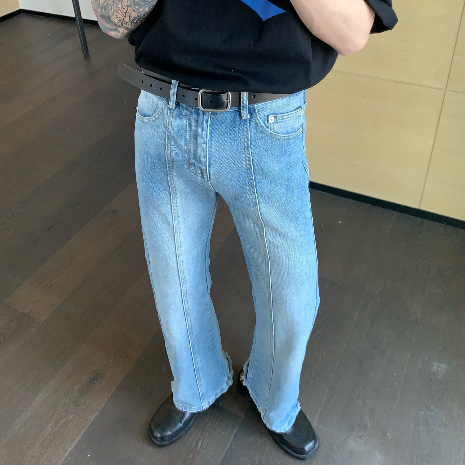 Jeans Men'S Summer Thin Style Trousers With Straight Cut Frayed Edge Stitching And Stitching Design In The Middle