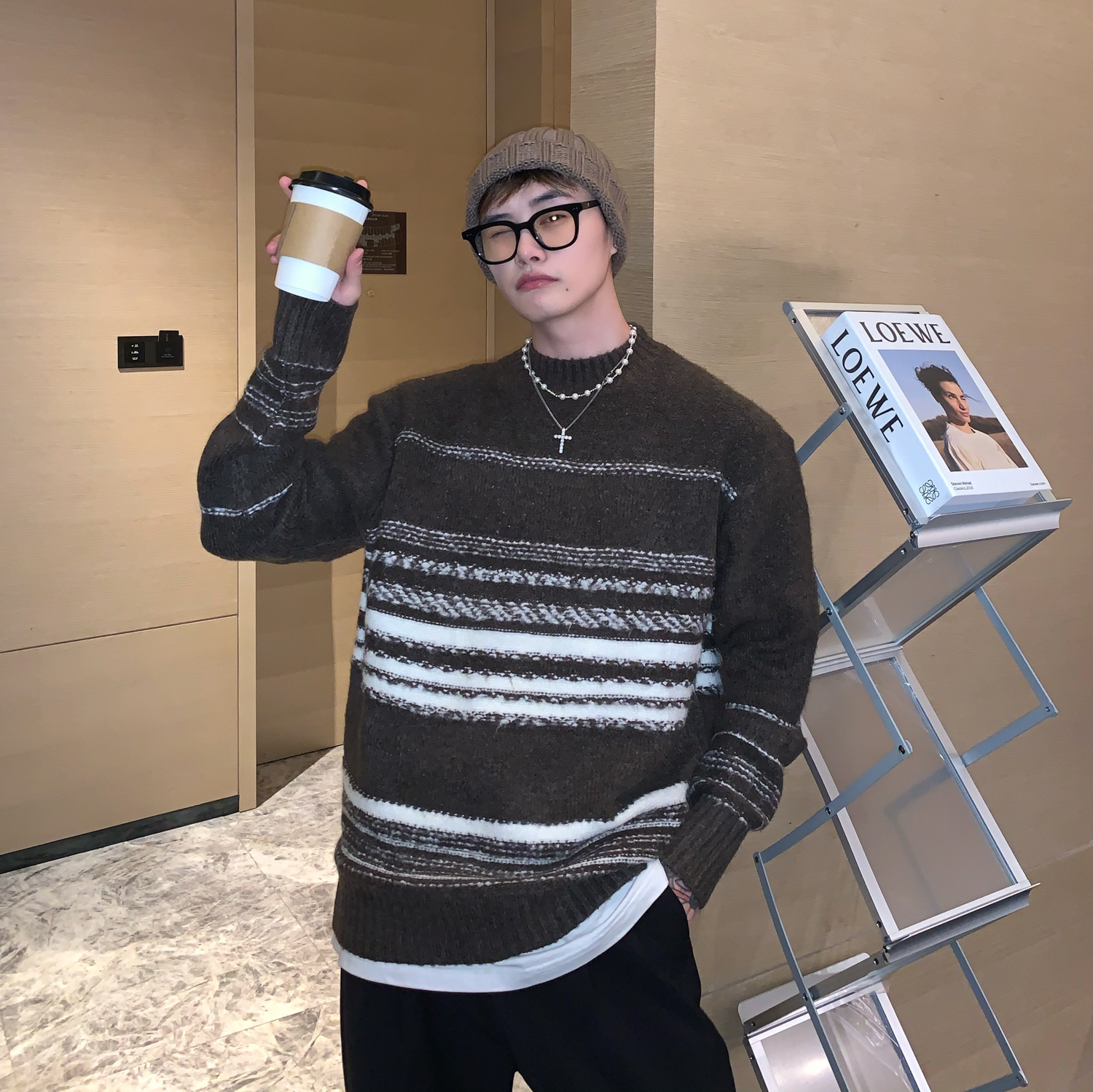 Striped Minimalist Design Long-Sleeved Knitted Couple Sweater