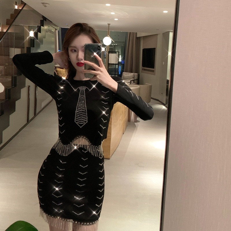 Designed Hot Rhinestone Long-sleeved Top Bag Hip Fringe Diamond Chain Skirt