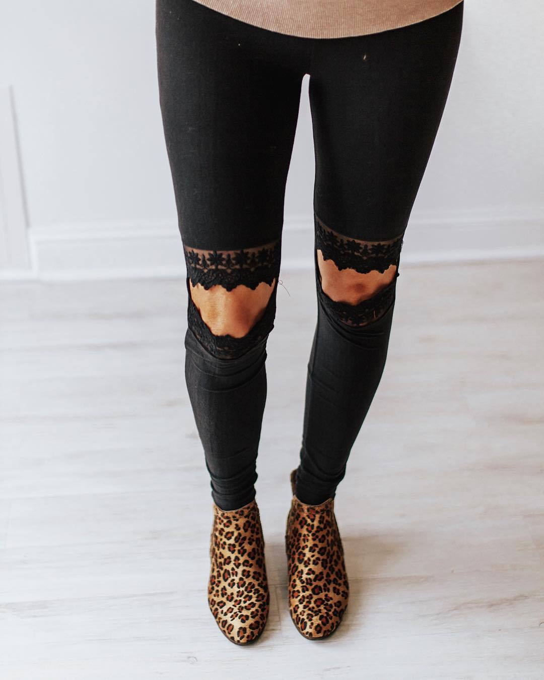 Feminine Slim Feature Lace Design Casual Pants