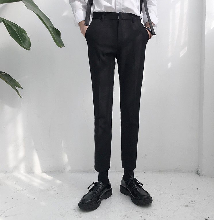 Title 1, Boys tapered feet British suit pants trend. Sl...