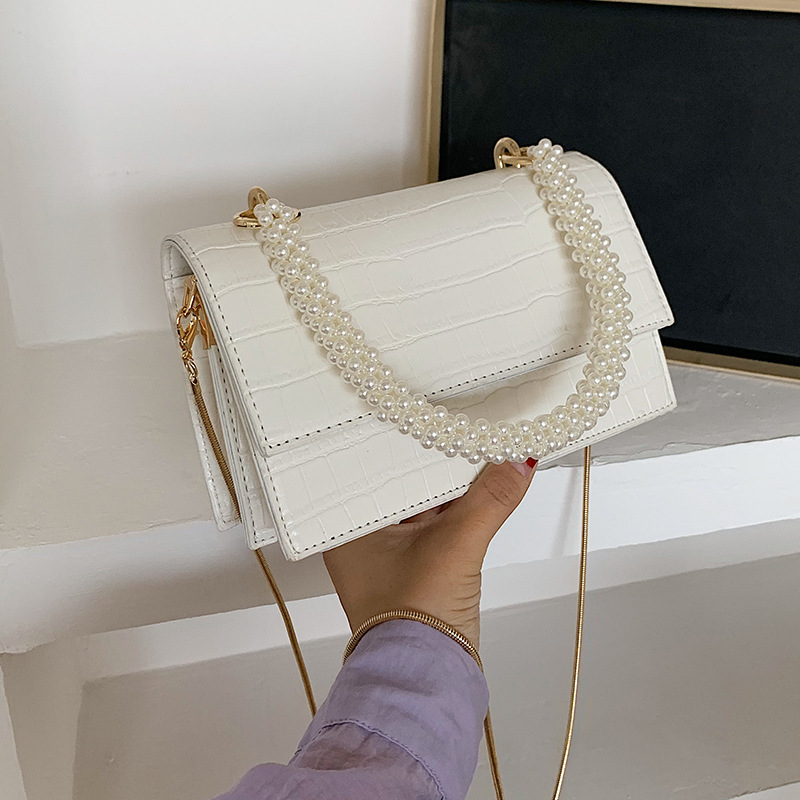 Autumn And Winter Wild Ins Ladies Bag New Trendy Fashion Chain Messenger Bag Net Red Pearl Portable Small Square Bag