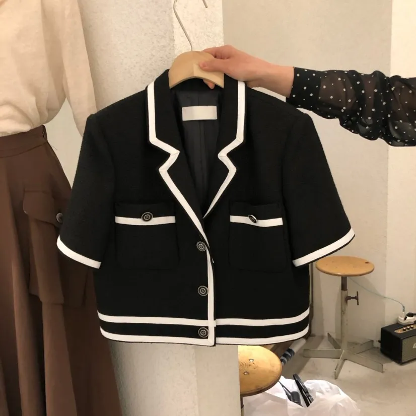 Fashionable style small fragrance lapel buttoned short-sleeved blazer - Black