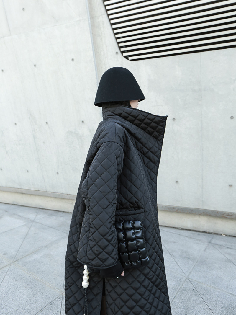 Diablo turn-up high-neck quilted cotton long coat
