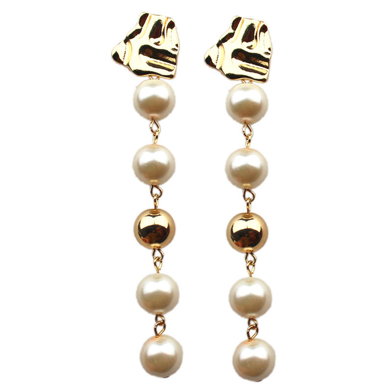 Baroque pearl earrings