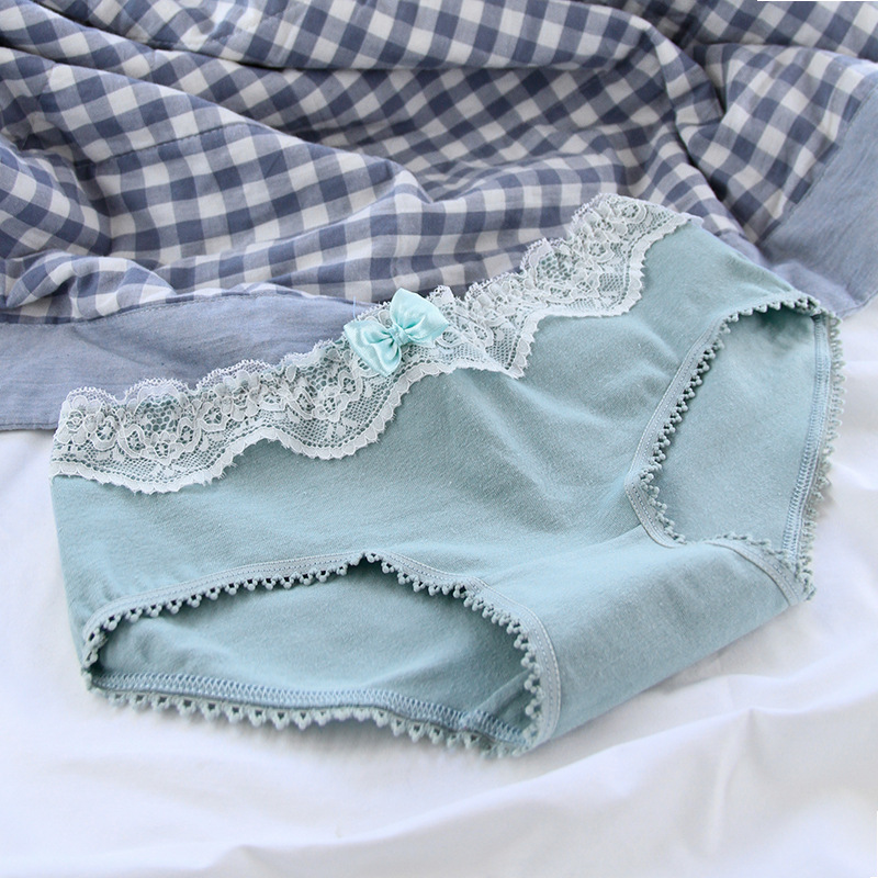 Title 2, Vintage Lace Trim Gray Black Ladies Panties Cot...