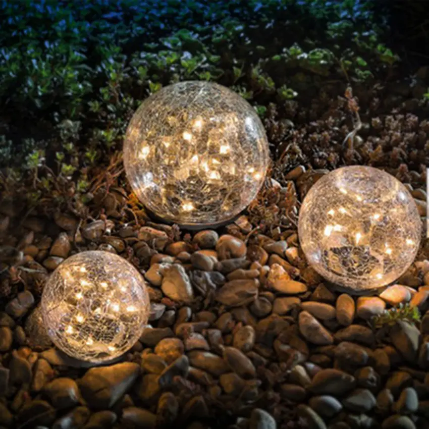 Cracked Glass Ball LED Solar Light Power