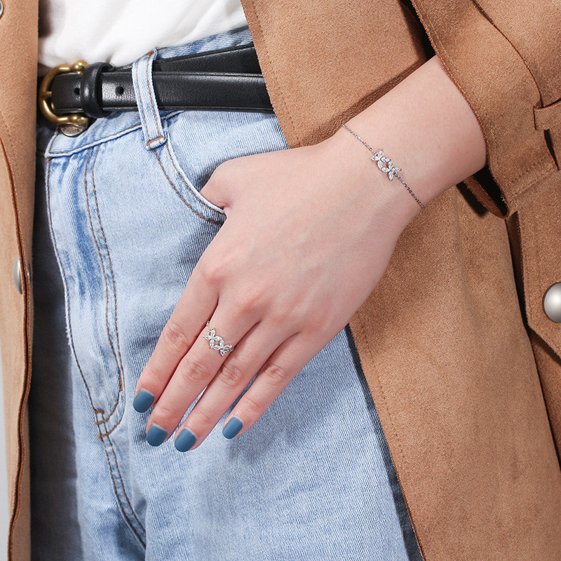 Simple Temperament Jewelry Zircon Hollow Bracelet