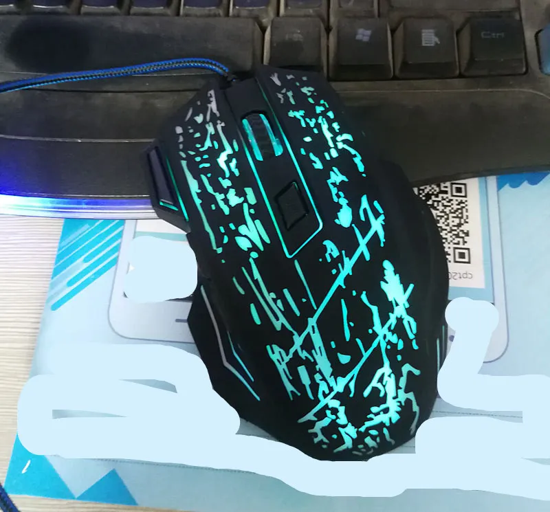 7-button Colorful Glowing USB Gaming Mouse – image 8