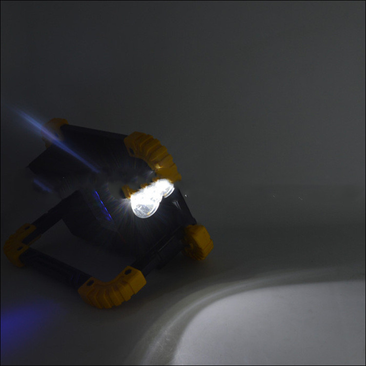 Rechargeable COB Searchlight, High-power Floodlight Work Light - Image 4