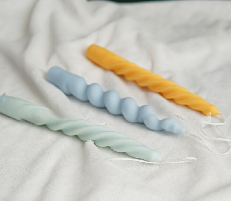 DIY Candle Light Dinner Rotating Spiral Candle Silicone Mold