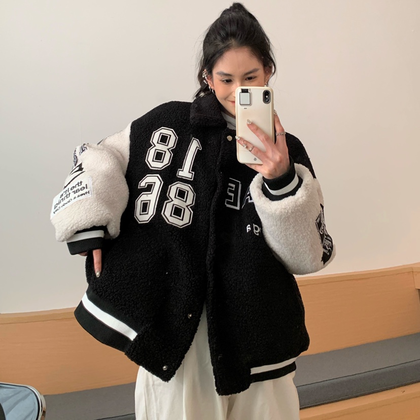 Thickened Warm Lamb Wool Embroidered Cotton Coat