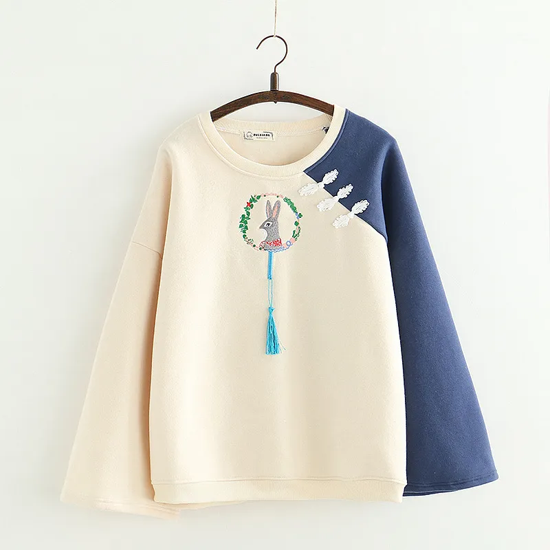Japanese cartoon rabbit embroidery pullover and velvet sweater - Navy