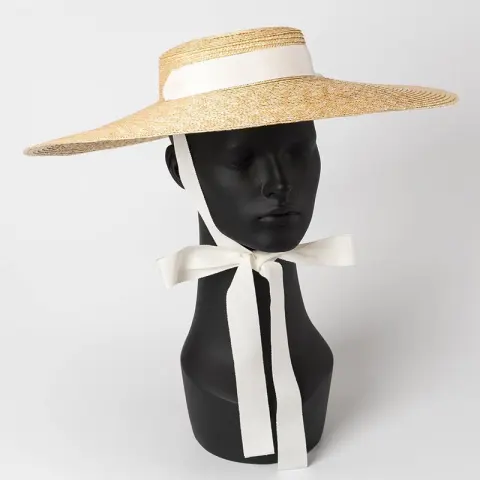 Simple and Fashionable Strappy Straw Flat Top Hat Sunshade