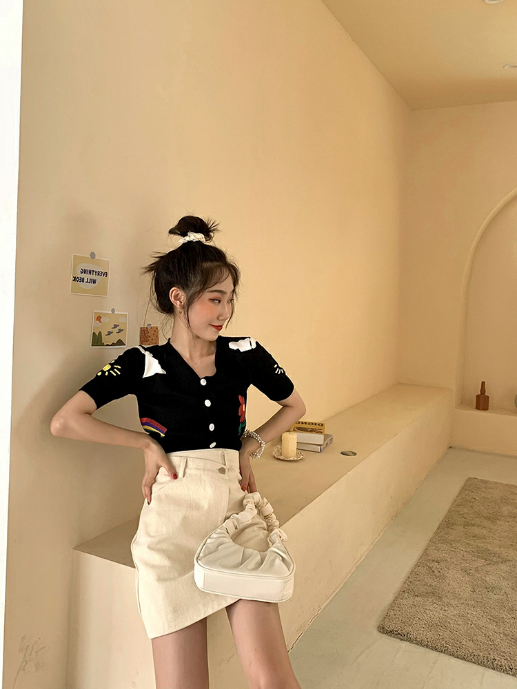 V-neck Short-sleeved Sweater T-shirt Women