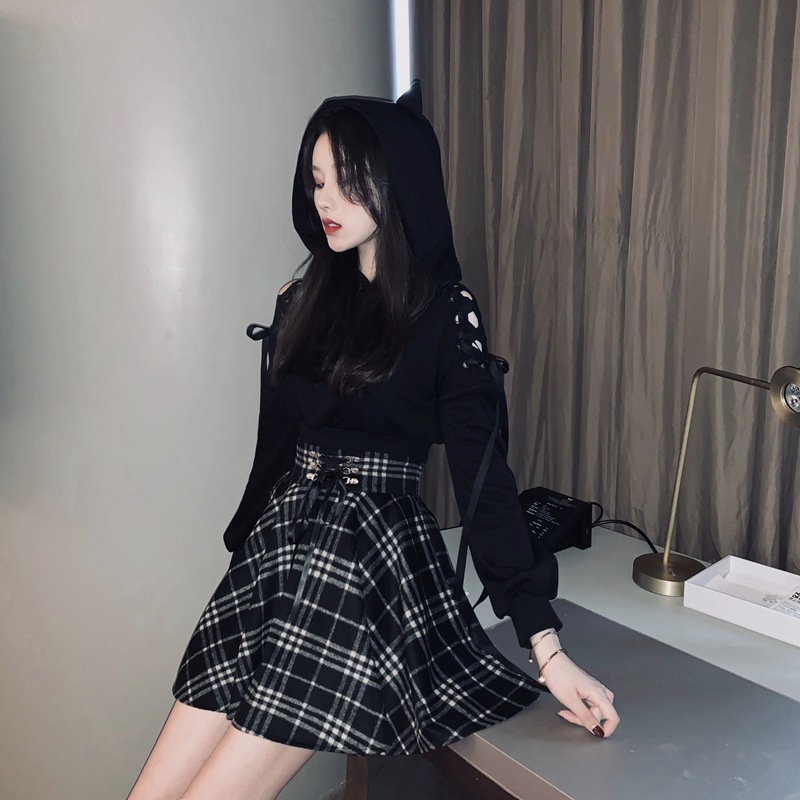 New Fashion Cat Ears Short Cotton Lace-Up Sweater and Black And White Woolen High-Waist Skirt
