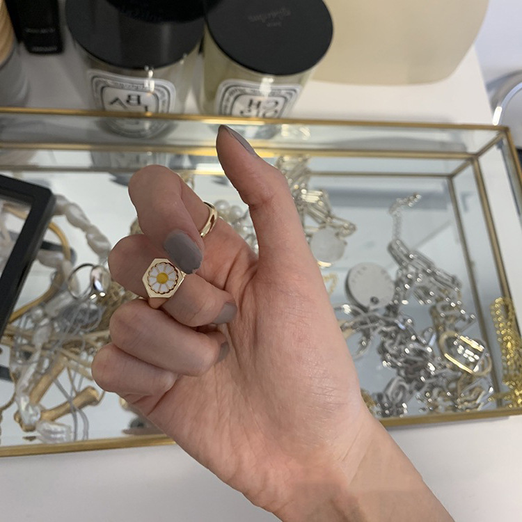 Korean Version Of S925 Silver Retro Fashionable Wide-Brimmed Daisy Lucky Four-Leaf Clover Tulip Flower Ring
