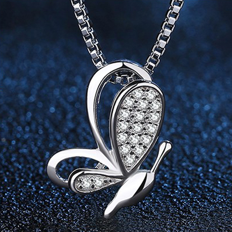 Dancing Butterfly Necklace Earrings In Pure Silver