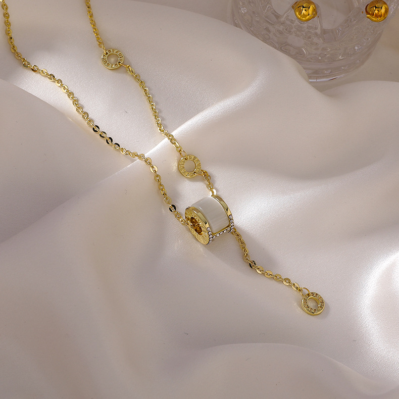 Korean Light Luxury Niche Opal Small Waist Cold Wind Clavicle Chain