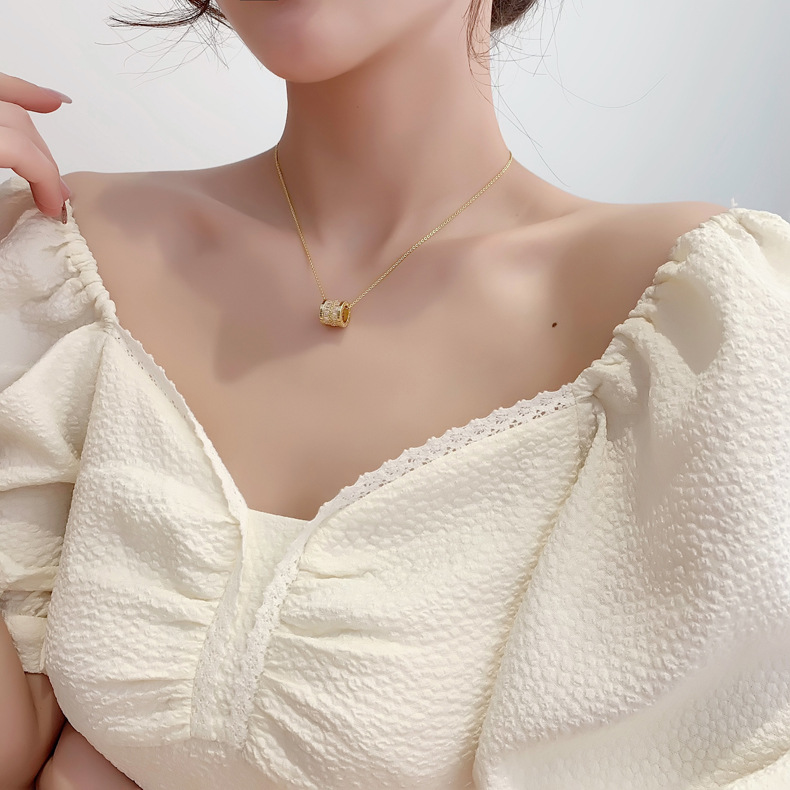 Xiaoman Waist Necklace New Female Necklace Niche Zircon Clavicle Chain Ins Cold Wind Fashion Necklace Female