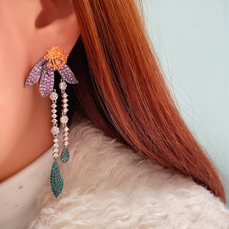 Female Retro Three-Dimensional Color Flower Earrings