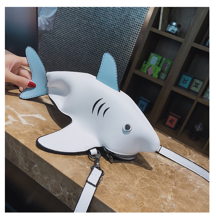 Cute Little Shark Shoulder Messenger Bag New Mini Fashion All-Match Color Personality Mobile Phone